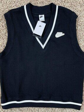 Nike Sportswear Women's Loose Fit Waffle-Knit Vest Black IM7482-010, Size Small